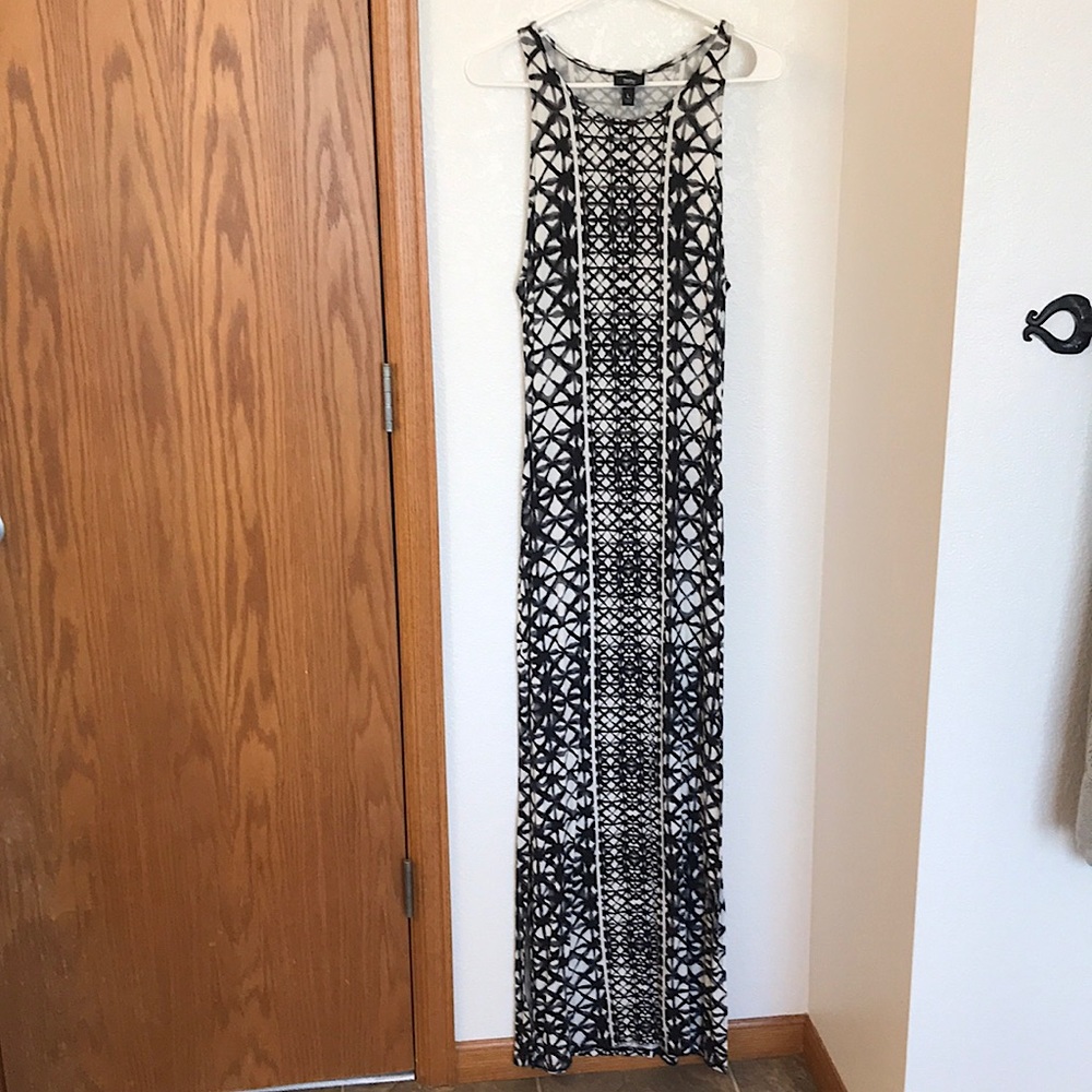 Maxi black and white dress
